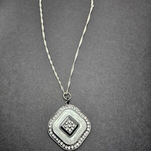 Glitter & White Pendant Necklace